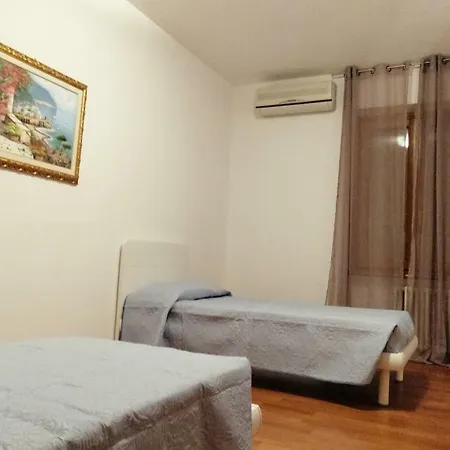 Stefany Casa de Férias Peschiera del Garda